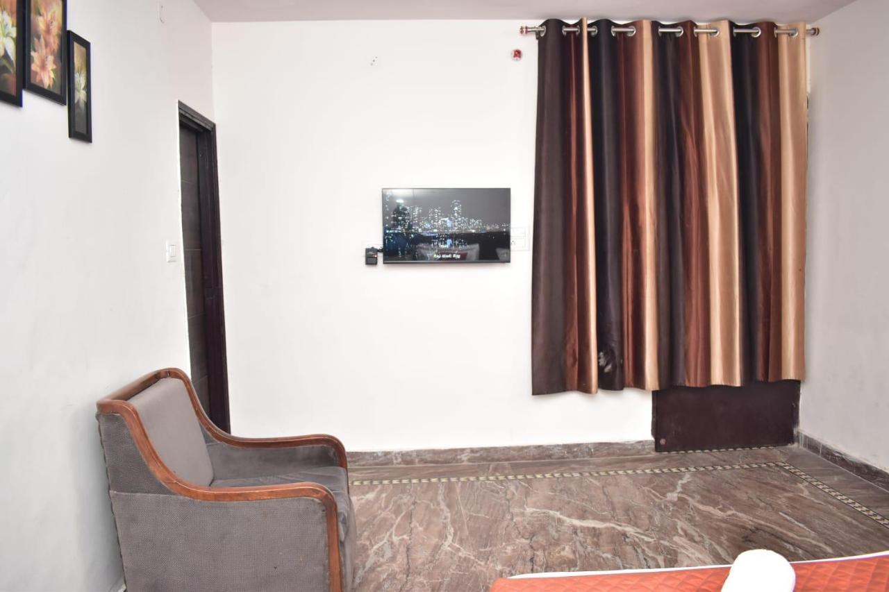 ניו דלהי Hotel Dream Inn Anand Vihar Couple Friendly Near Railway Station מראה חיצוני תמונה